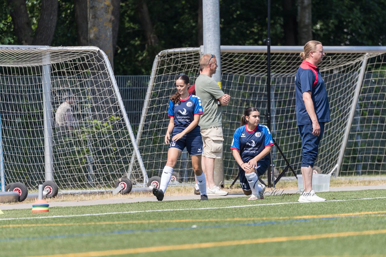 Bild 124 - wBJ Holsatia Elmshorn - VfL Pinneberg : Ergebnis: 1:4